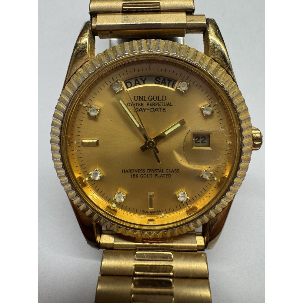 Vintage 90s Uni.Gold Men's Day-Date 18K Gold Plated Oyster Style Watch